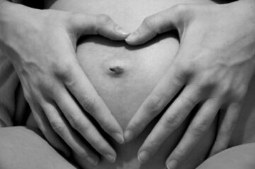 A time of love. Image: Piterek / Shutterstock.