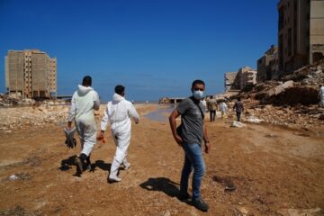 One of the international emergency response teams working in Libya. Photographic credit: Hussein Eddeb / Shutterstock.