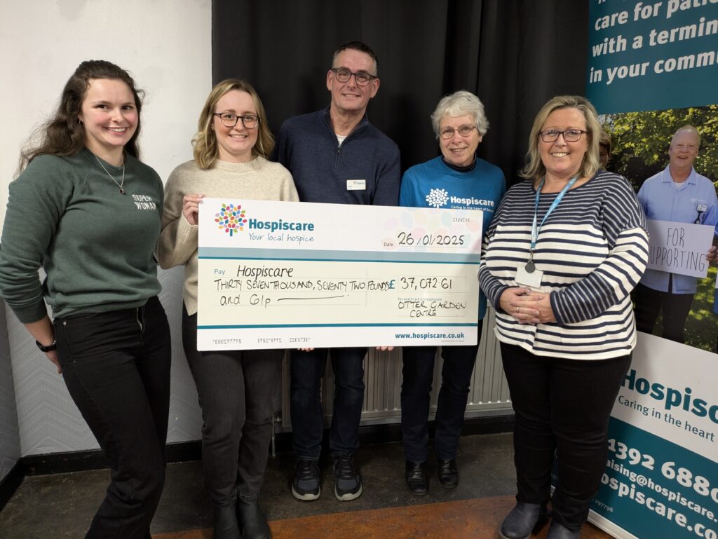 Lara White and Lauren Pearcy from Otter with Hospiscare volunteers Steve Pearcy, Pam Joy and Toni Hiscocks. Image: Sue Cade / Otter Garden Centres.