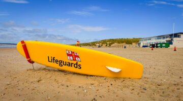 The RNLI is asking people to be aware of the tides - and the dangers of being cut off. Image: Eric Laudonien / Shutterstock.com