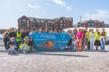 Coastal Recycling brought together 60 volunteers, from 15 local businesses, for its first-ever ‘Clean the Quay’ event (held on Friday 20th June). Image: Dirty Martini Marketing.