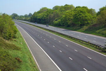 Main image: Alexa Zari / Shutterstock.