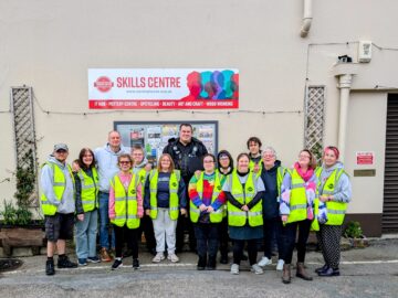 Insp. Harvey (centre) meets the Turning Heads group. Alan Tilley is third from the left. Image: D&C Police.